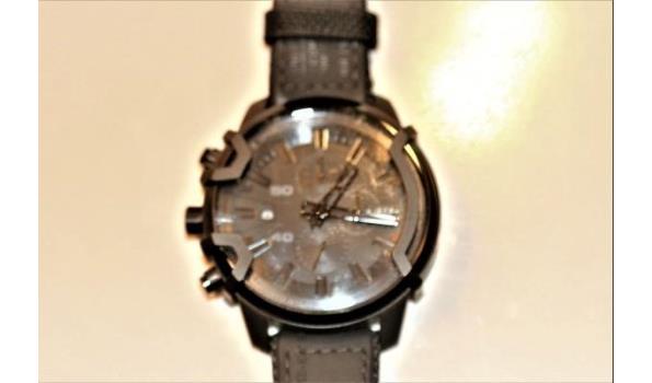 horloge DIESEL type DZ4556, werking niet gekend, met gebruikssporen